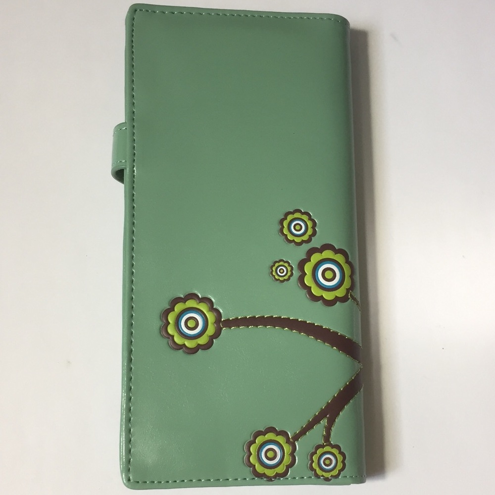 NWT Owl Wallet - Light Green - Vegan Leather - Picture 2 of 5